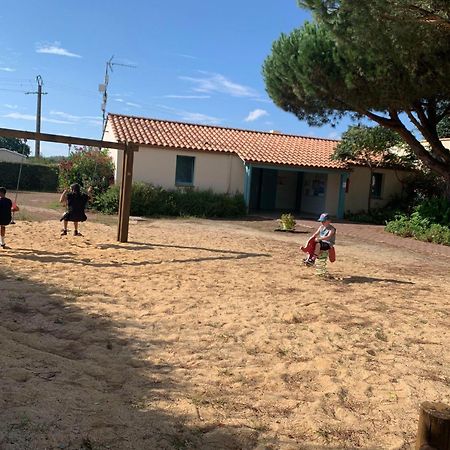 Camping Le Ragis Challans Exterior foto